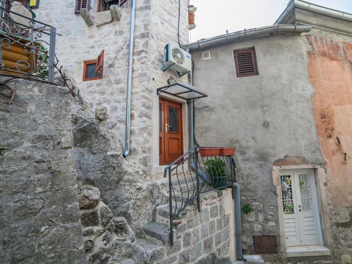 Apartment Alexandra Kotor Dış mekan fotoğraf
